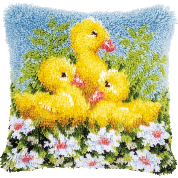 Coussin Les canetons avec Marguerites