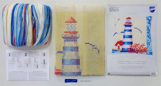 Kruissteekkussen Vuurtoren II