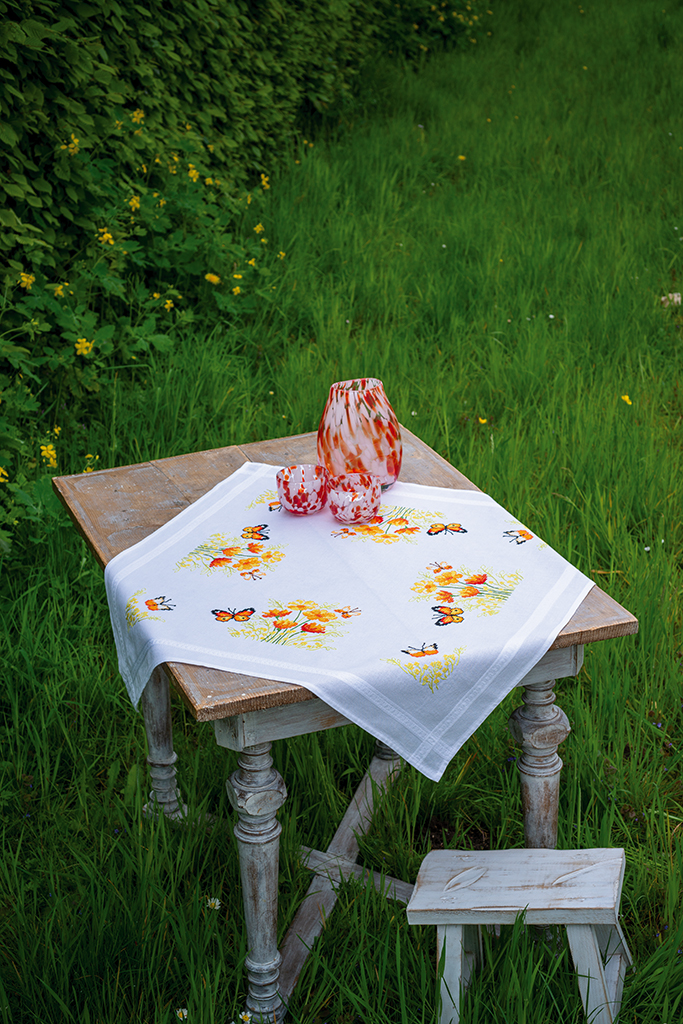 Nappe Fleurs Orange et Papillons