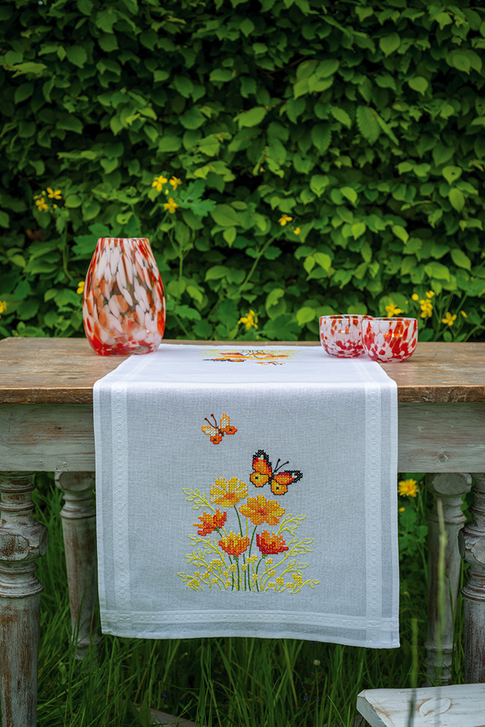 Chemin de table Fleurs Orange et Papillons