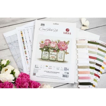 Borduurpakket Little by Little Blooming