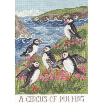 Borduurpakket Bothy Threads A Circus of Puffins XDD9