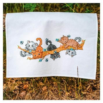 Borduurpakket Vervaco Handdoek Spelende Poesjes PN-0217574